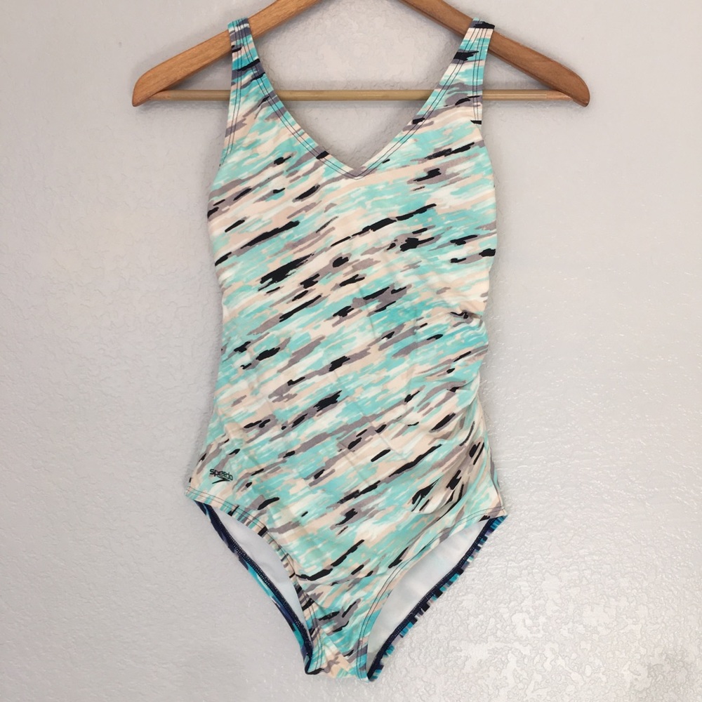 Speedo aqua blue print one piece swimsuit size 6